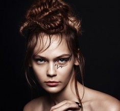 Beauty Editorial Scorpion Make Up Art and Hairstyle